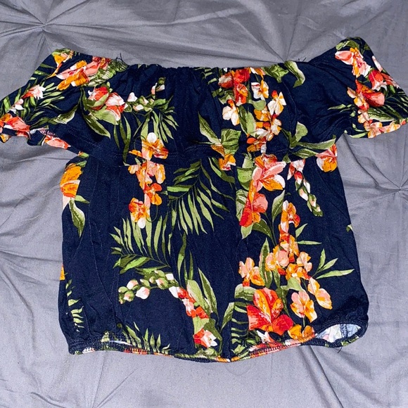 Off Shoulder Floral Top - Picture 1 of 3